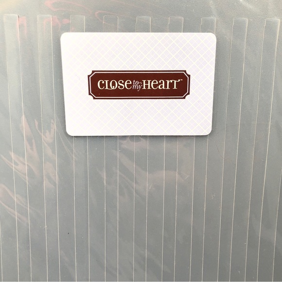 2 - CLOSE TO MY HEART PLASTIC PAGE TEMPLATES - LARGE SQUARES and SMALL STRIPES - Picture 4 of 6